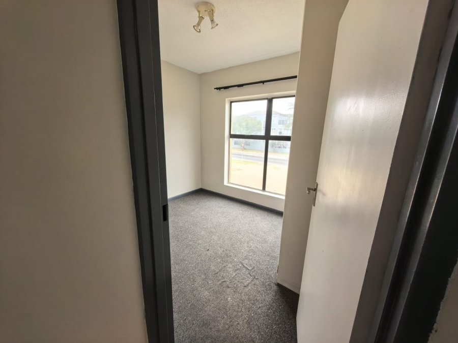 To Let 3 Bedroom Property for Rent in Parklands Western Cape